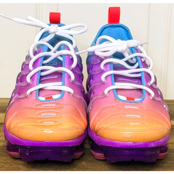 Nike Air Vapormax Plus Womens 9.5 Fuchsia Dream Crimson Sneakers FD0823-500 - Picture 7 of 9